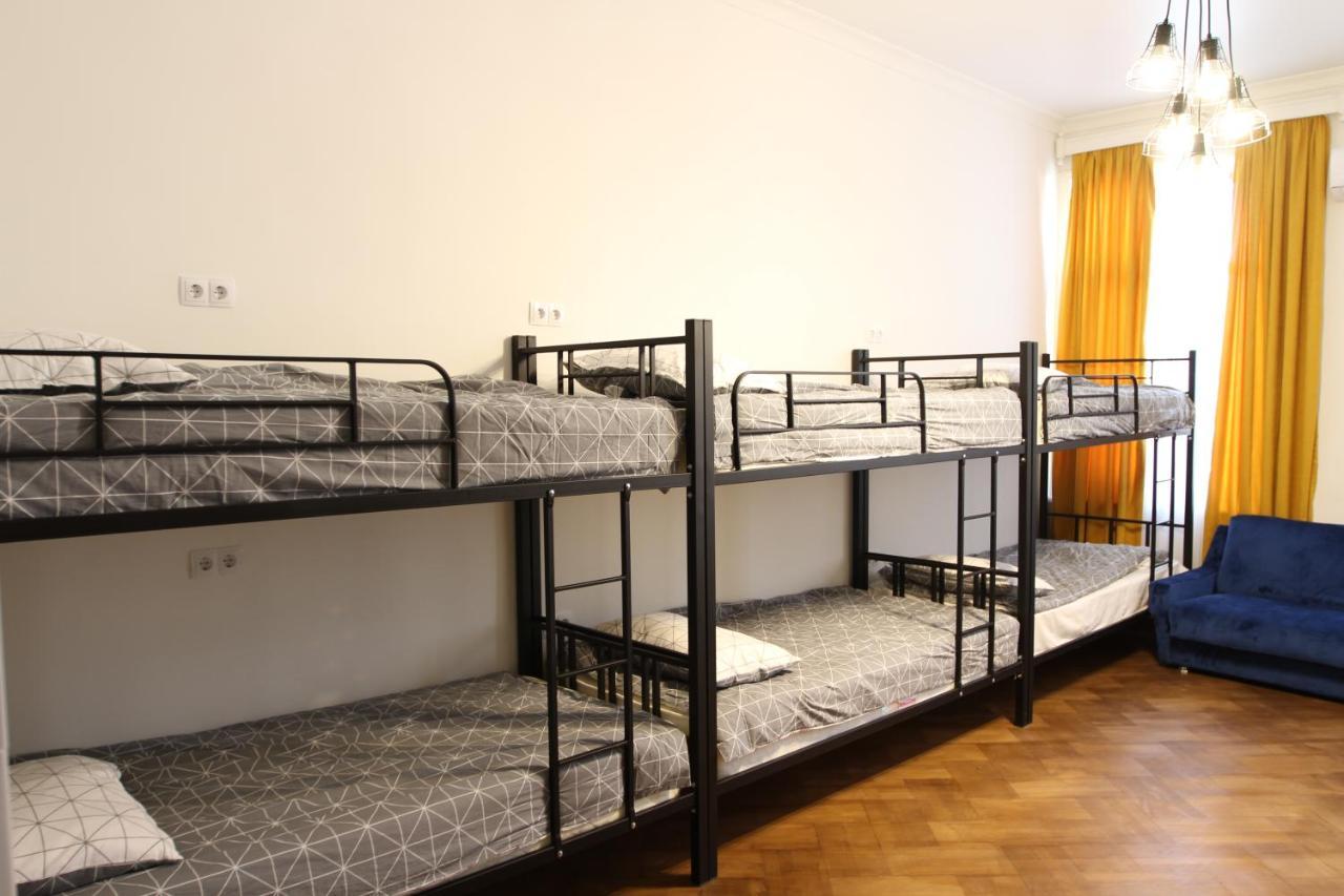 Pigeon guest house Tbilissi Extérieur photo