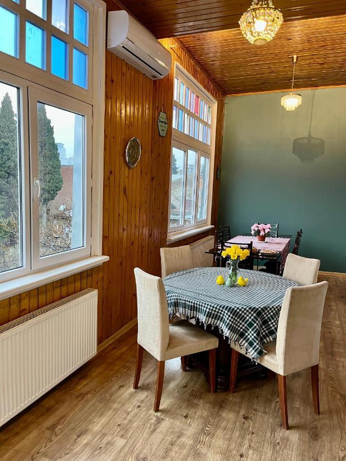 Pigeon guest house Tbilissi Extérieur photo
