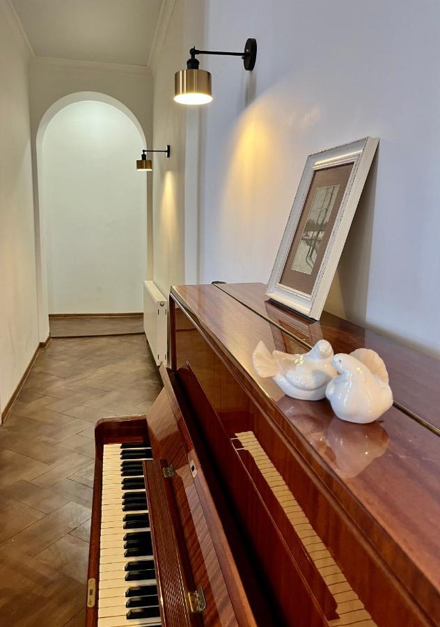 Pigeon guest house Tbilissi Extérieur photo