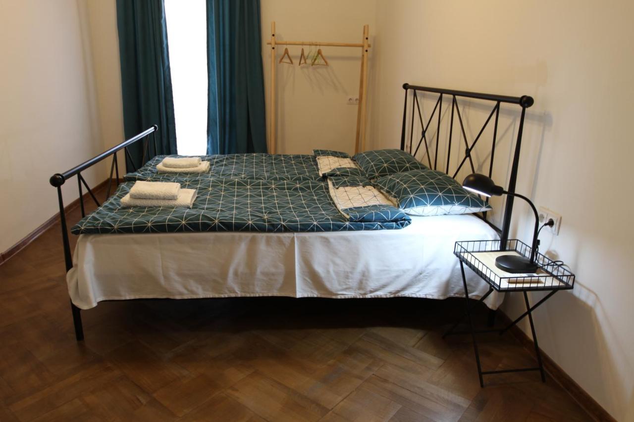 Pigeon guest house Tbilissi Extérieur photo
